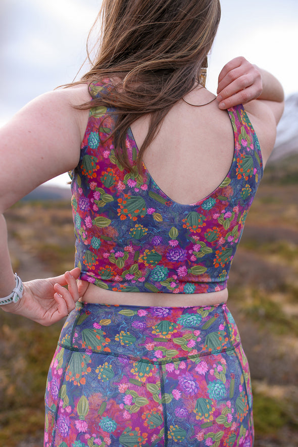 Transform Crop Top | On Point/Cave